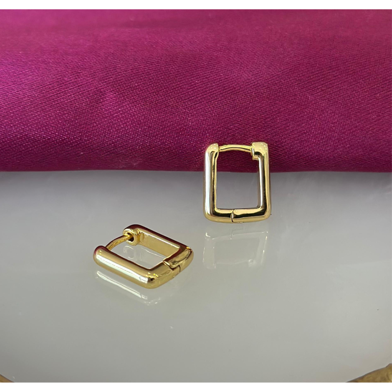 Aretes cuadrados lisos 1cm #58B