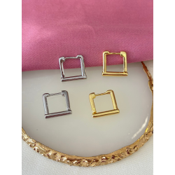 Aretes cuadrados 1.5cm #C130