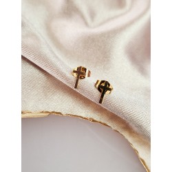 Arete broquel cruz #133A