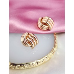 Aretes encontrados triples #B7