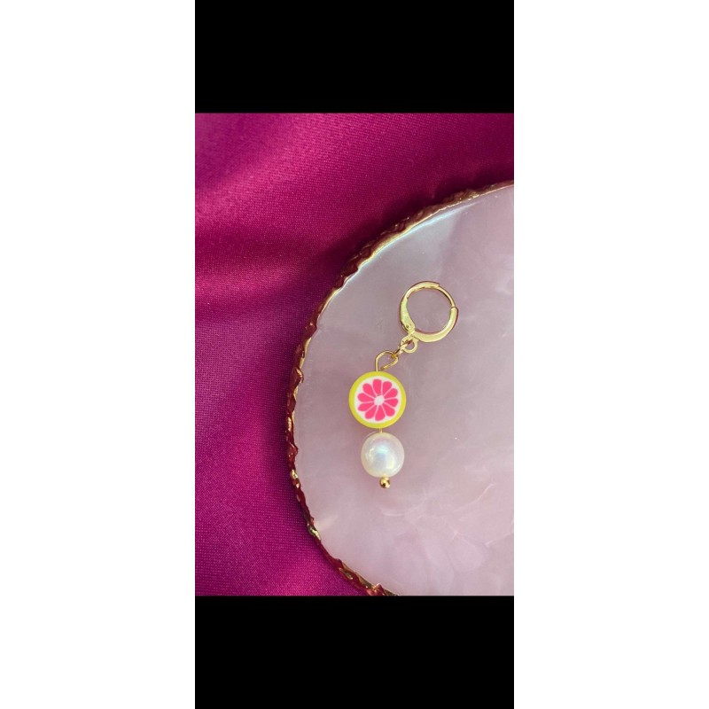 Arete fruta con perla (fruta al azar, 1 pieza)